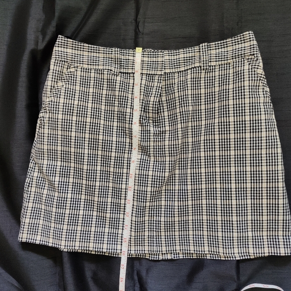 Golf ⛳ skort | Izod | ladies size 4 - Picture 4 of 13